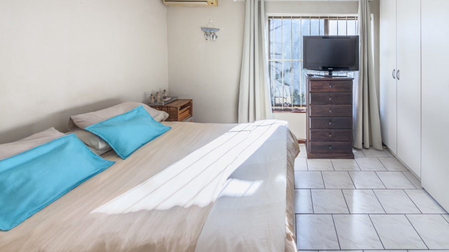 3 Bedroom Property for Sale in Table View Western Cape